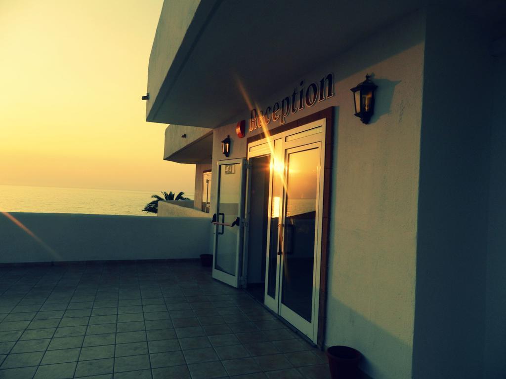 La Plage Noire Resort Marina di Sorso Экстерьер фото